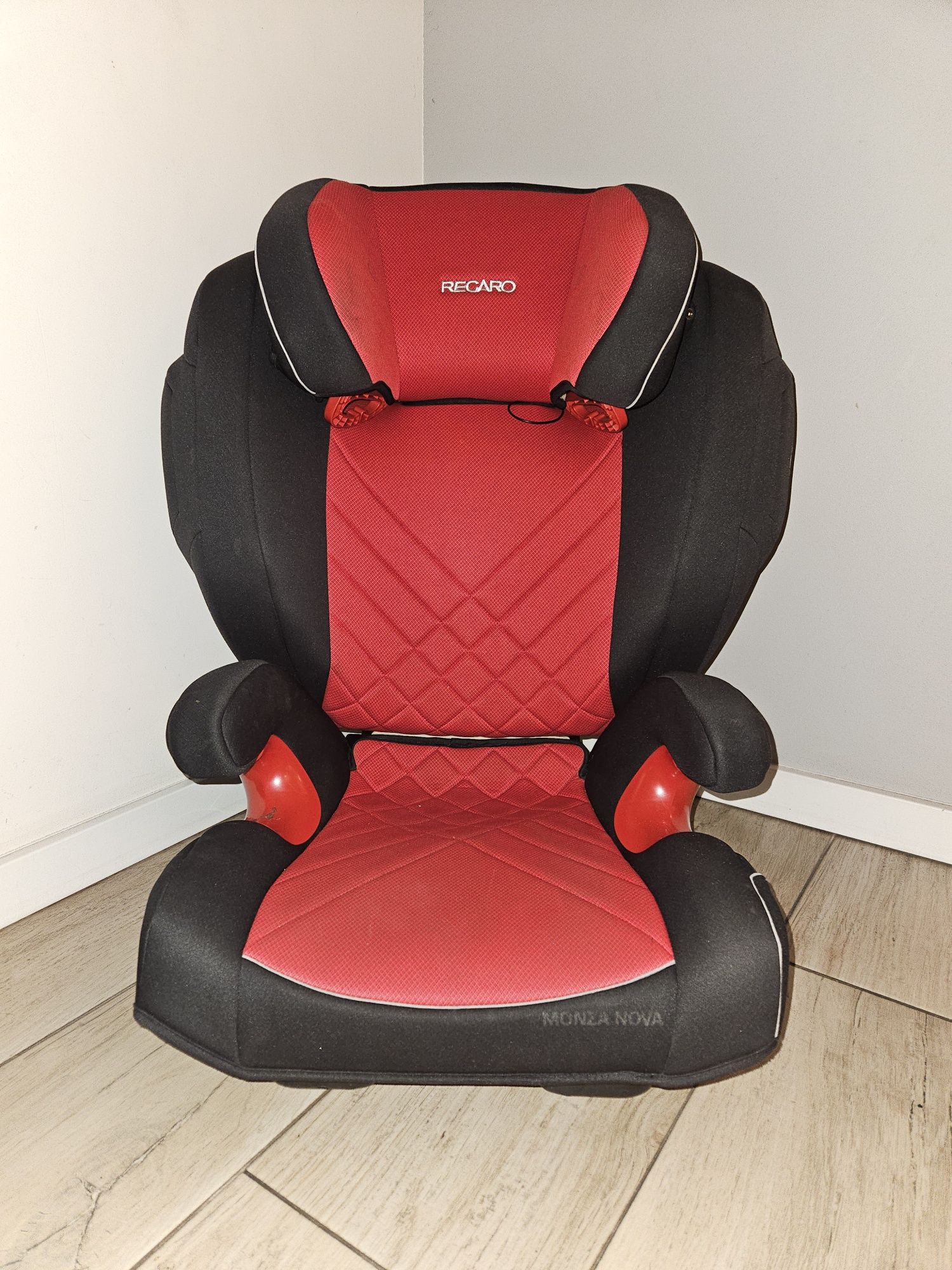 Fotelik Recaro Monza Nova 2 jak nowy