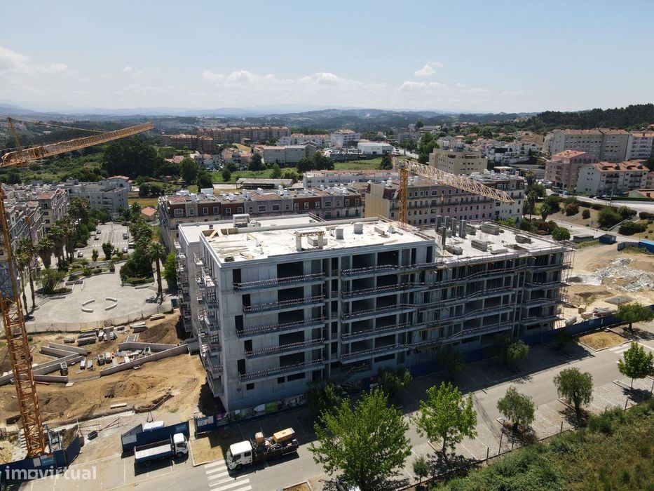 T1 Novo c/ Lugar de Garagem em Oliveira do Douro