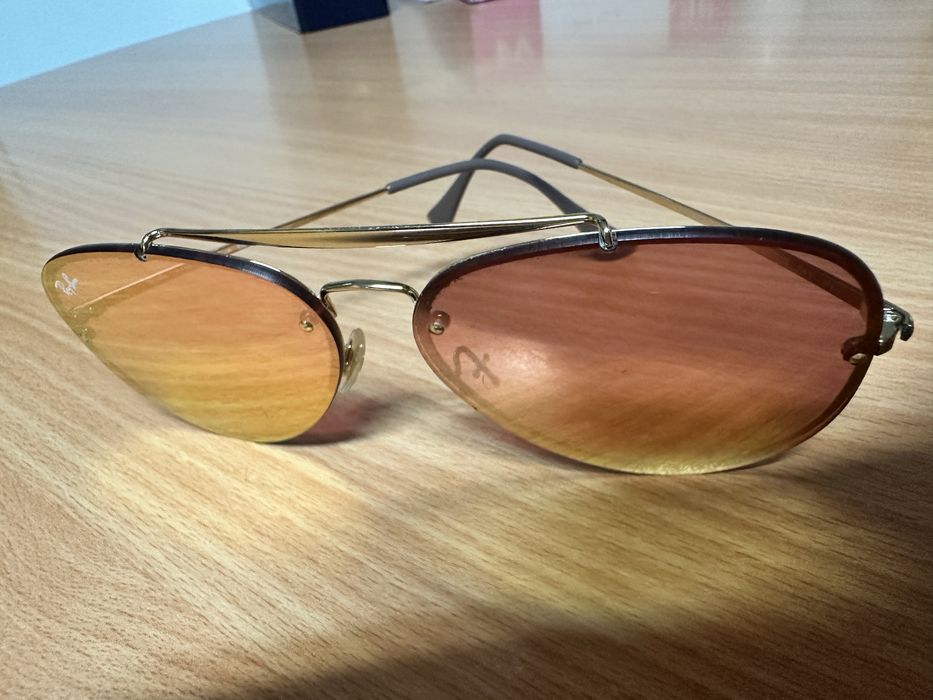Vendo Oculos de Sol Ray Ban em tom tosa e dourado