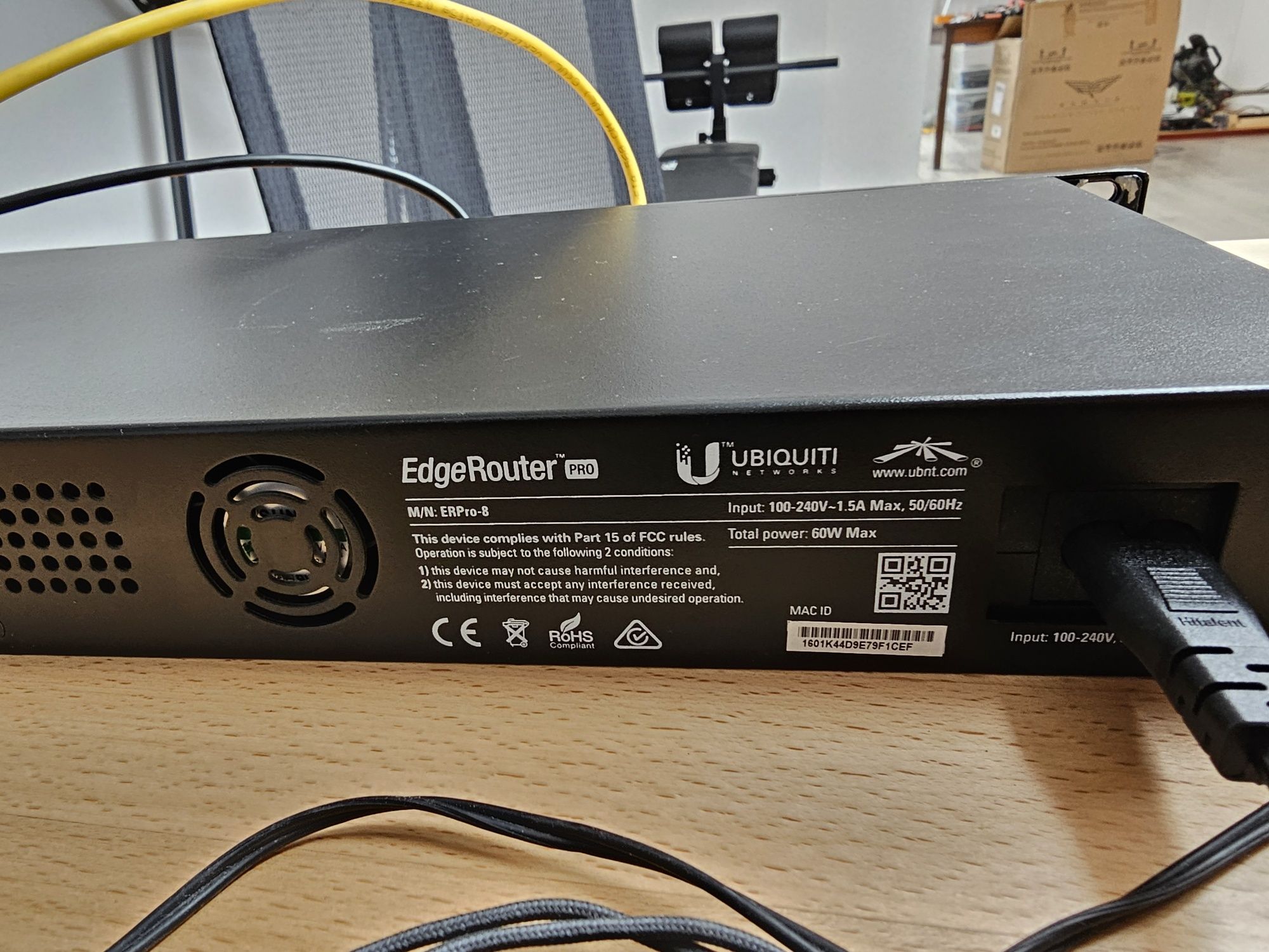 Router Ubiquiti Edge Router 8 Pro