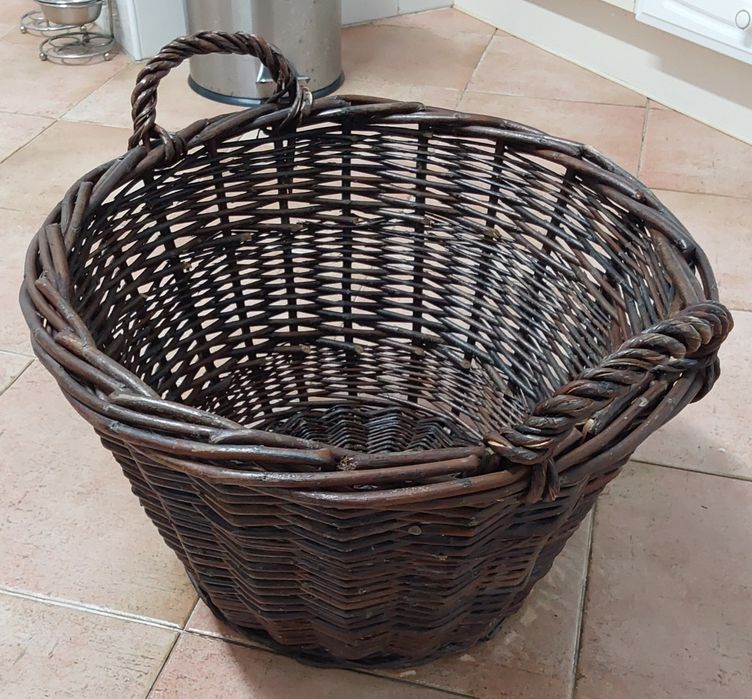 CESTA GRANDE EM VERGA , MULTIUSOS.Casa,Cozinha,Lareira,Vindima,Garagem