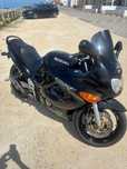 Suzuki GSXF 750