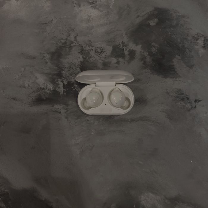 Бездротові навушники Samsung Galaxy Buds+ / Bluetooth 5.0