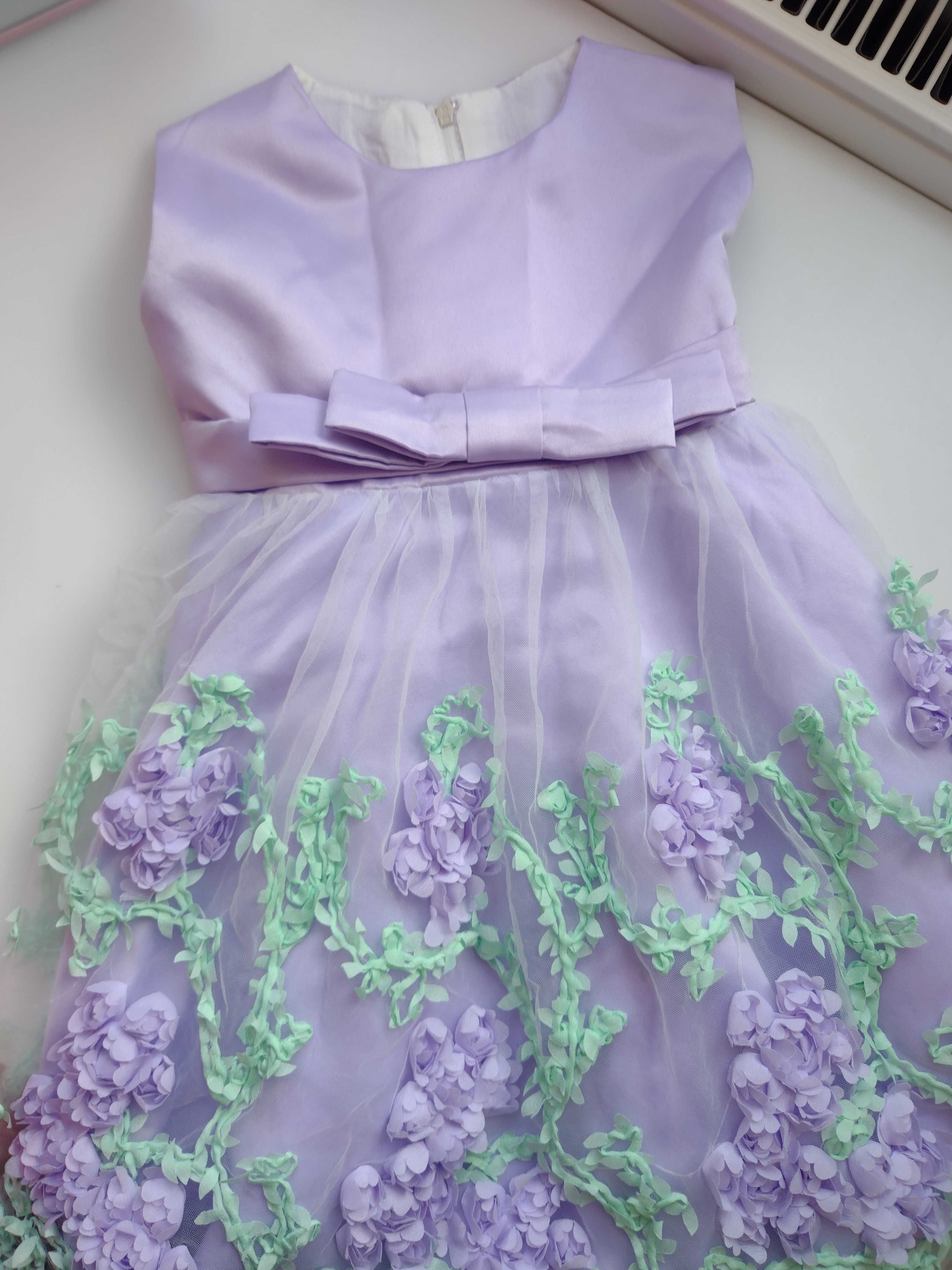 Stylowa i okazjonalna sukienka dziewczęca 2-3 latka kokarda kwiaty
