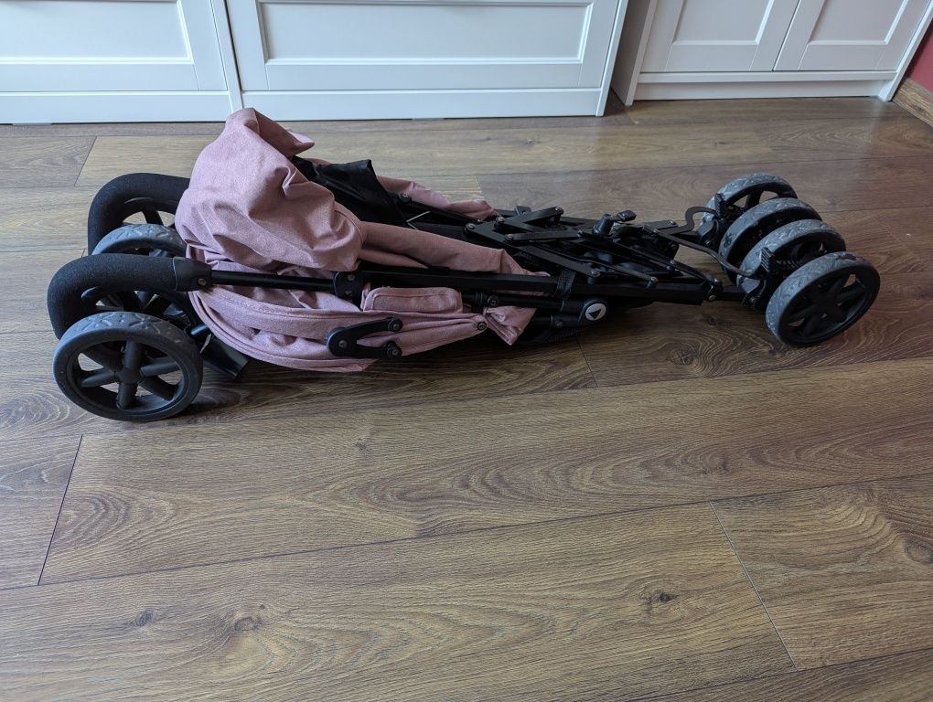 Wózek spacerowy spacerówka parasolka 22 kg