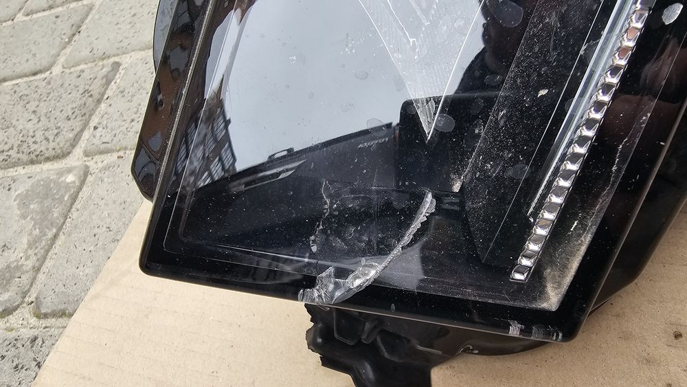 Ліва фара skoda karoq 2022