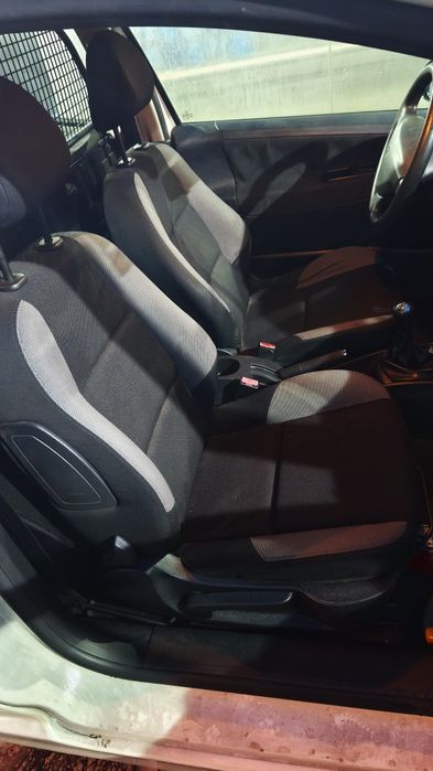 Peugeot 207 1.4 hdi