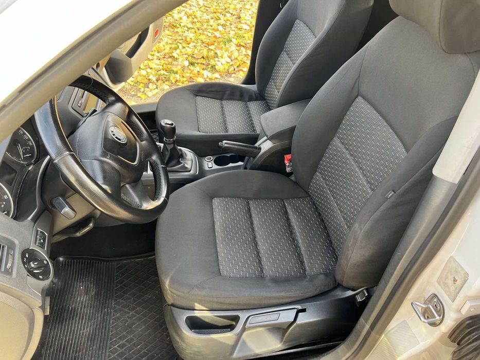 Skoda Octavia A5 2012 год 1600 газ/бензин mpi с механикой