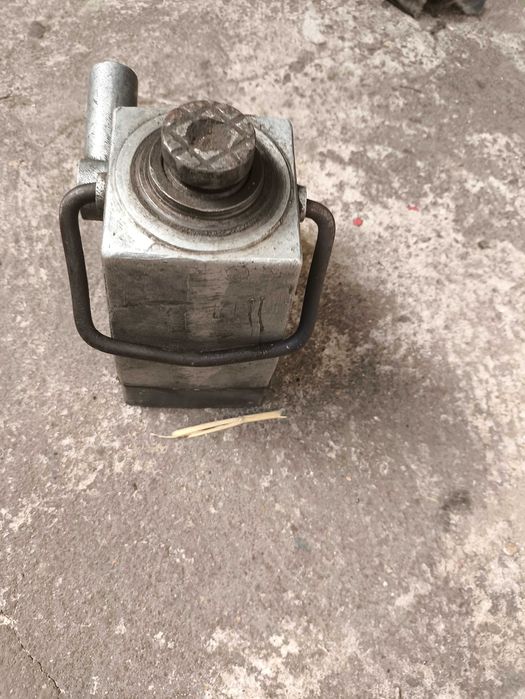 Podnosnik 3 tony aluminiowy