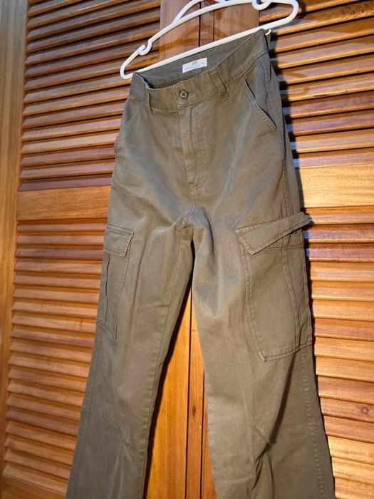 Calças Cargo Stradivarius