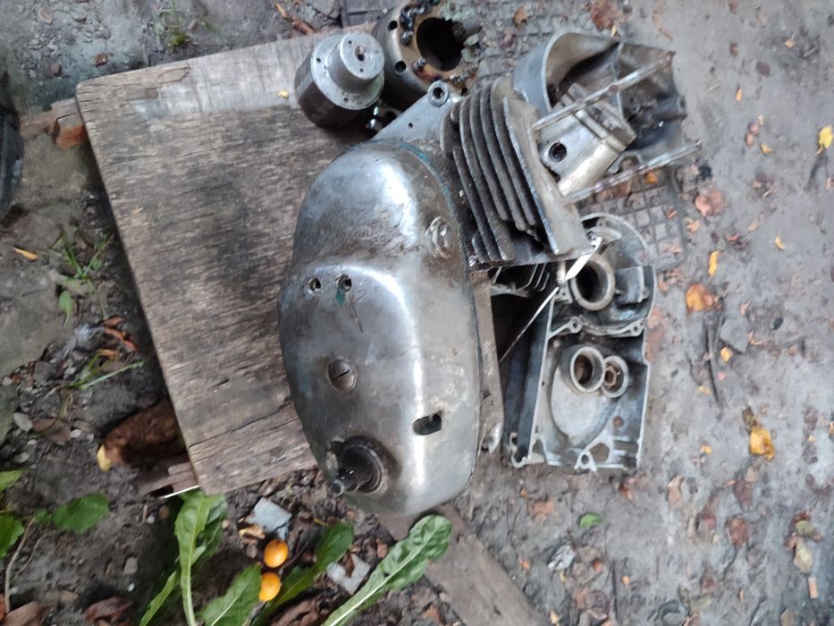 Двигун по запчастинах мотоцикла Восход 2м, 3м