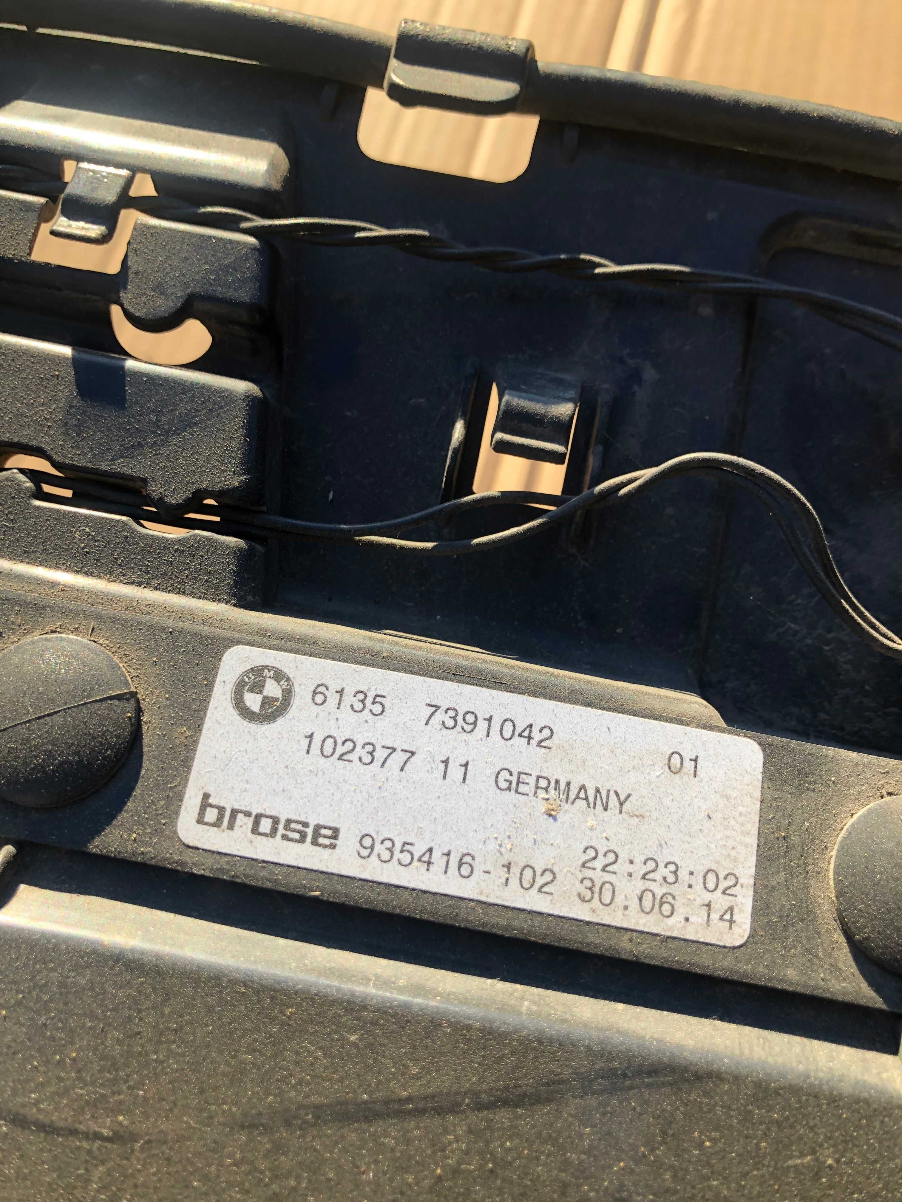 ślizg zderzaka tył tylny antena smart opener bmw f11 komplet
