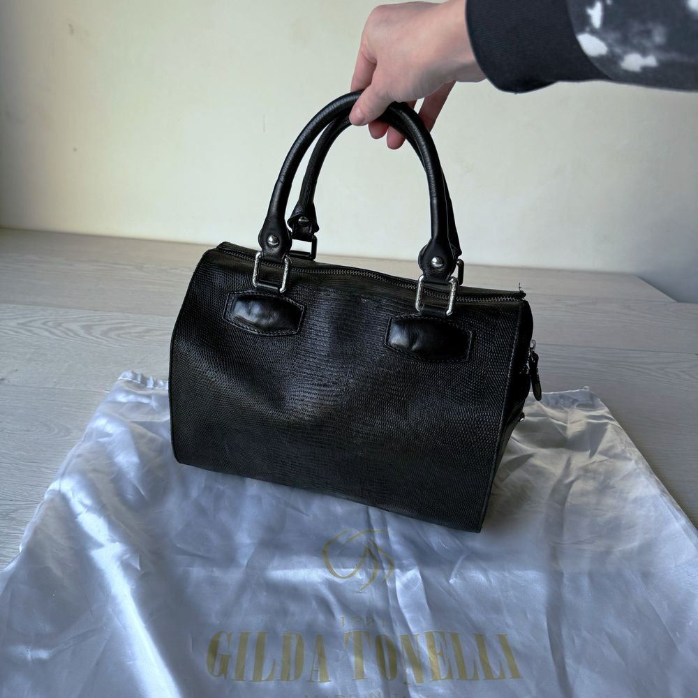 Gilda tonelli italy шкіряна сумка