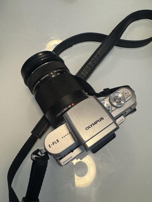 Olympus PEN E-PL8 + 40–150mm