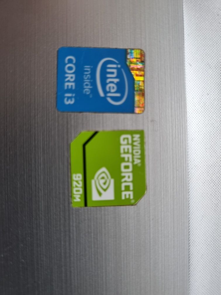 Laptop ASUS Intel Core i3