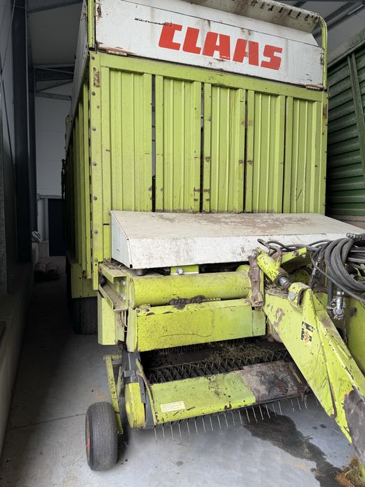 Claas sprint 5000 przyczepa samozbierająca