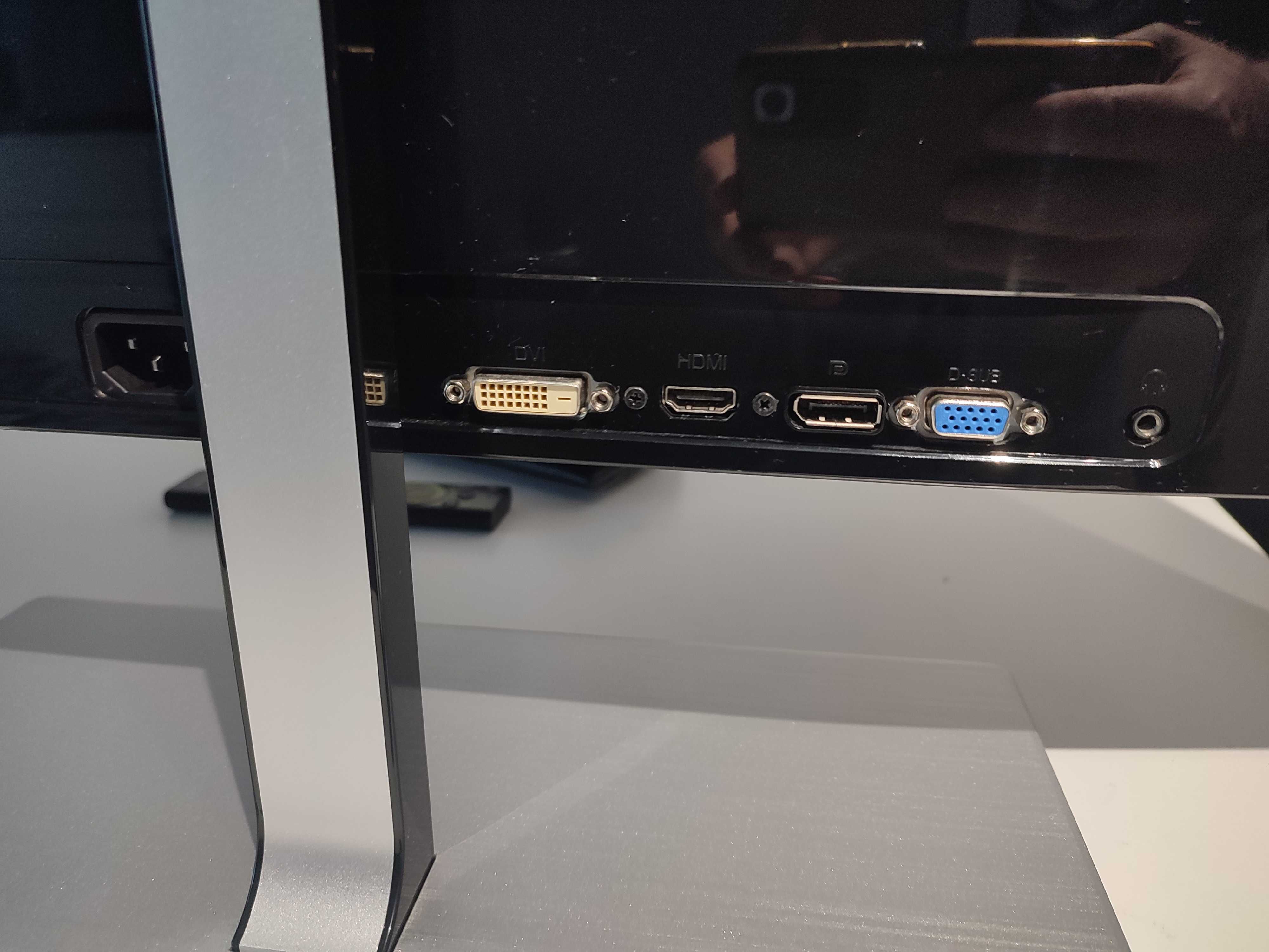 Monitor 32 cale AOC Q3279VWFD8 Idealny stan, komputer, części.