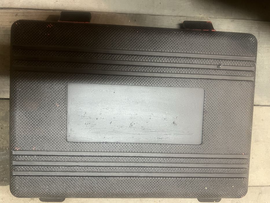 Компрессометр, тестер уровня компрессии для бенз. двигателей