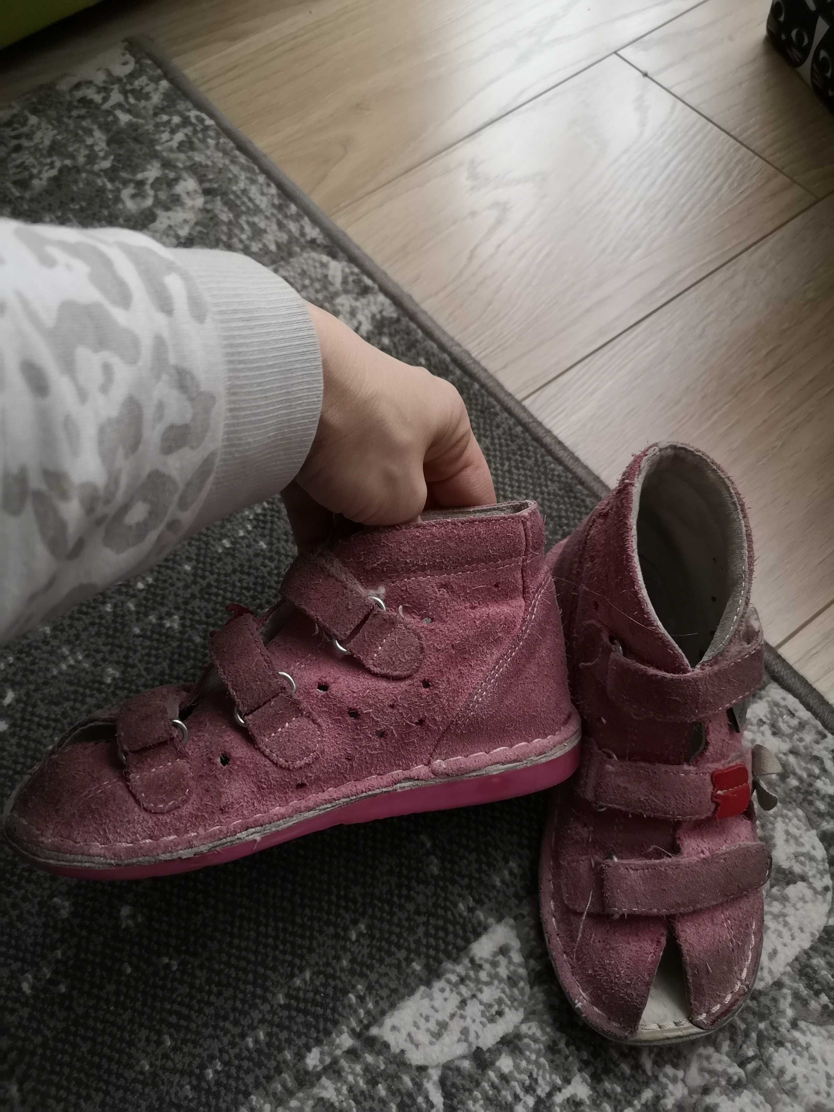 Buty Danielki dla dziewczynki