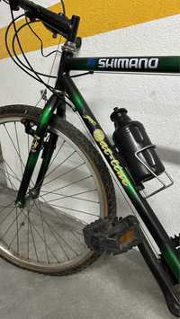 Bicicleta com mudancas shimano