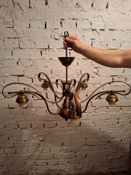 żyrandol bez kloszy