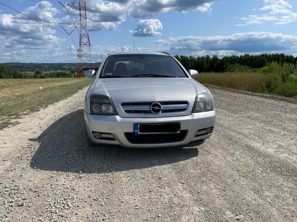 Opel Signum GTS 1.9 CDTI