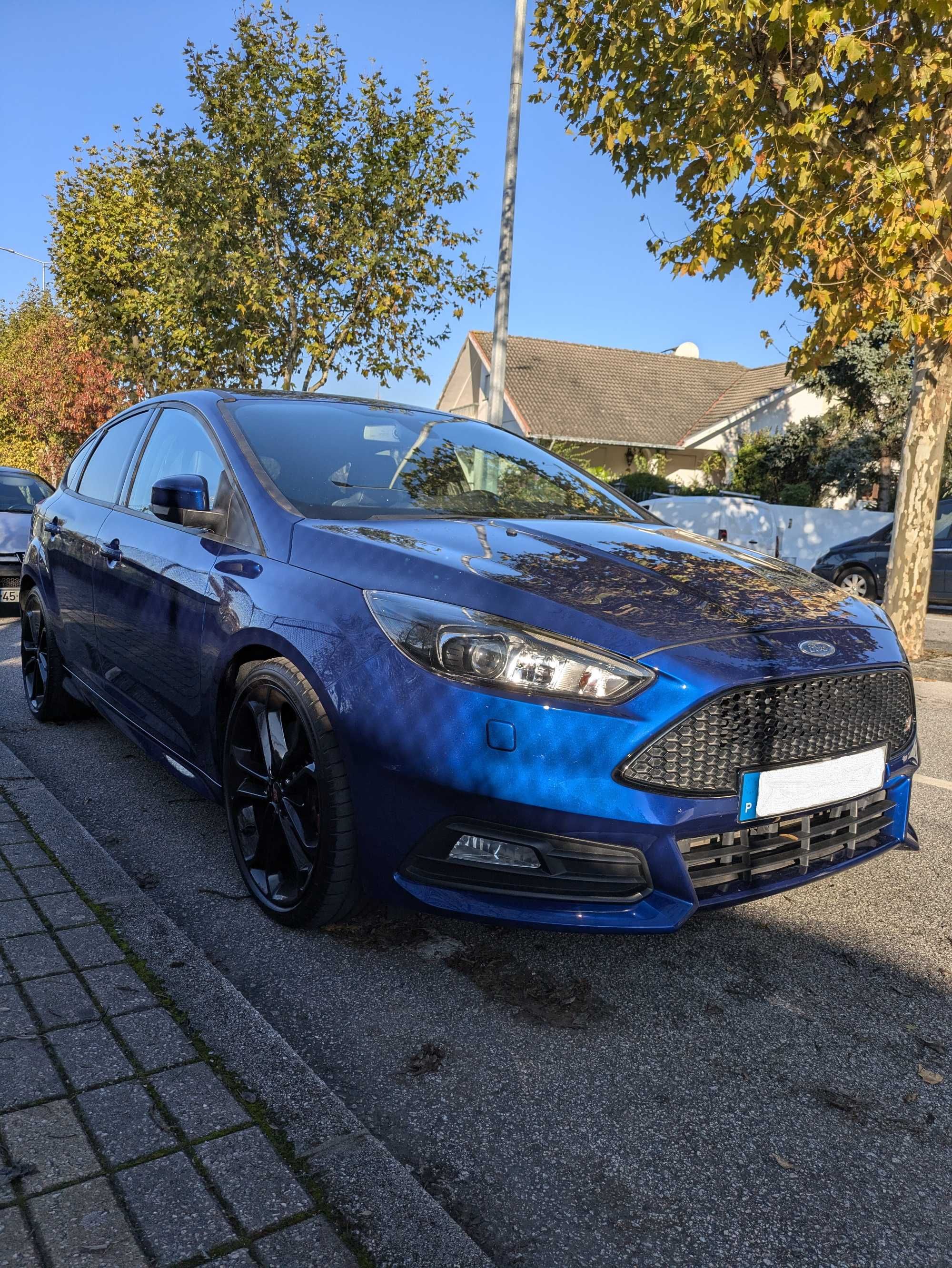 Ford Focus ST 250CV