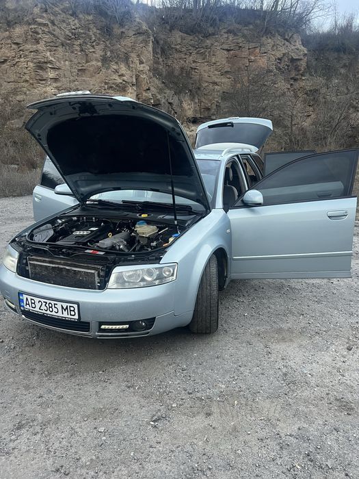 Продам AUDI  A4