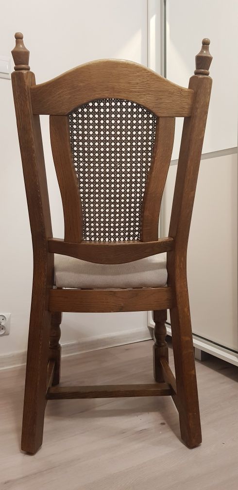 Krzesło dębowe z ratanem