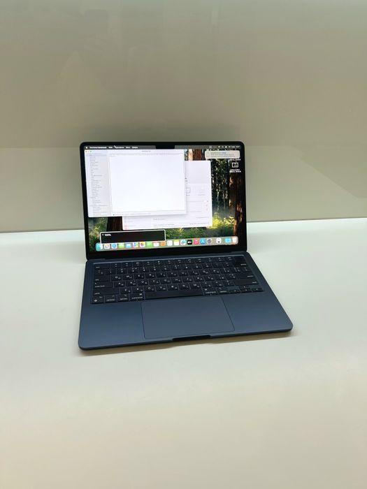 Macbook air 13 M2 2022 8/256 як НОВИЙ