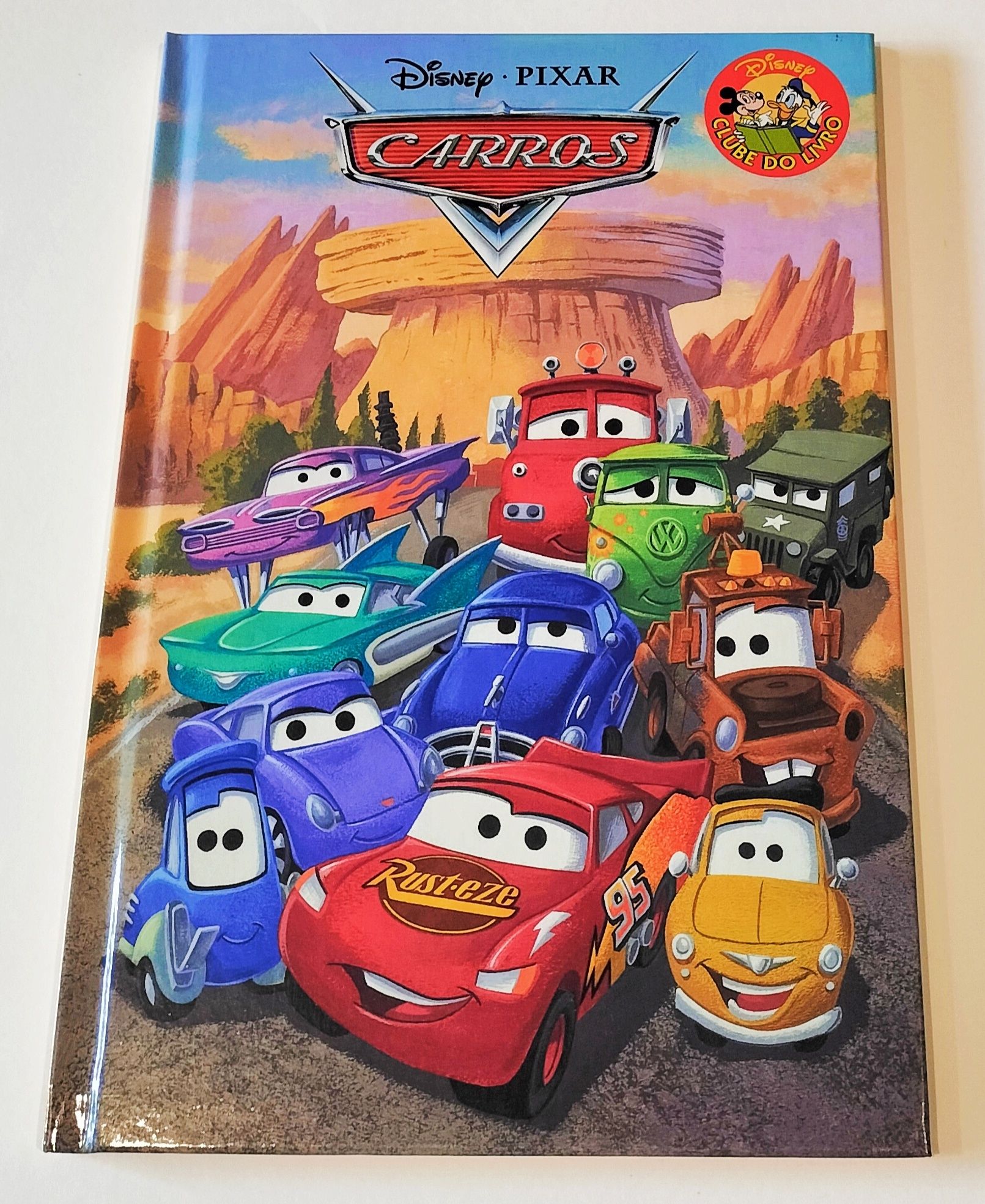 Livro "Carros" da Disney PIXAR