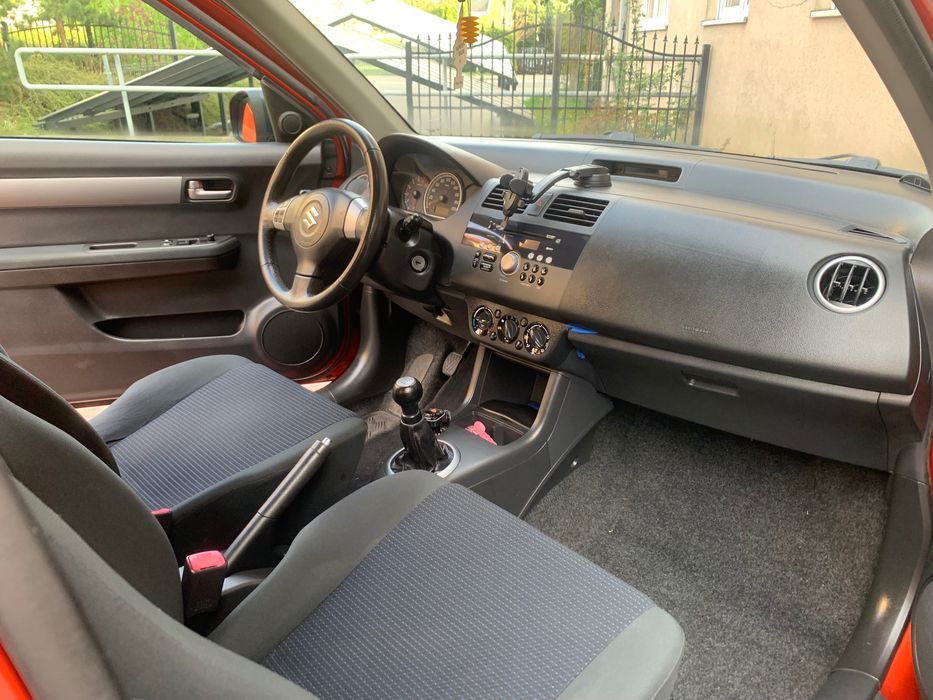 Sprzedam niezawodny suzuki Swift z polskiego salonu