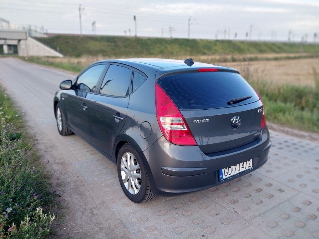 Hyundai i30  1.6 CRDI.  116KM