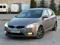 Продам киа ceed 1.6 дизель