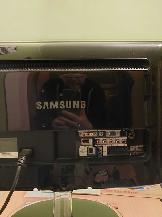 Monitor SAMSUNG SyncMaster XL2370HD + monitor DELL Gratis !!!
