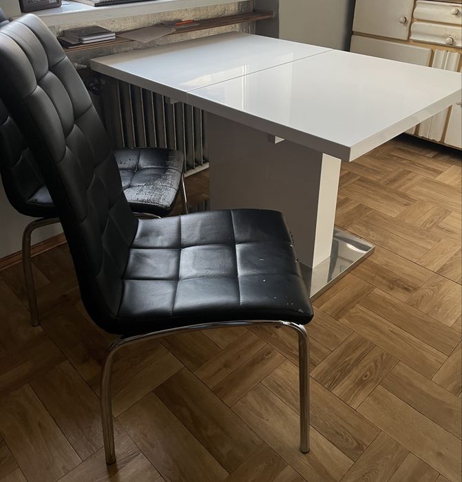 Stół rozkładany 120-160/80/75,5 biały plus krzesła