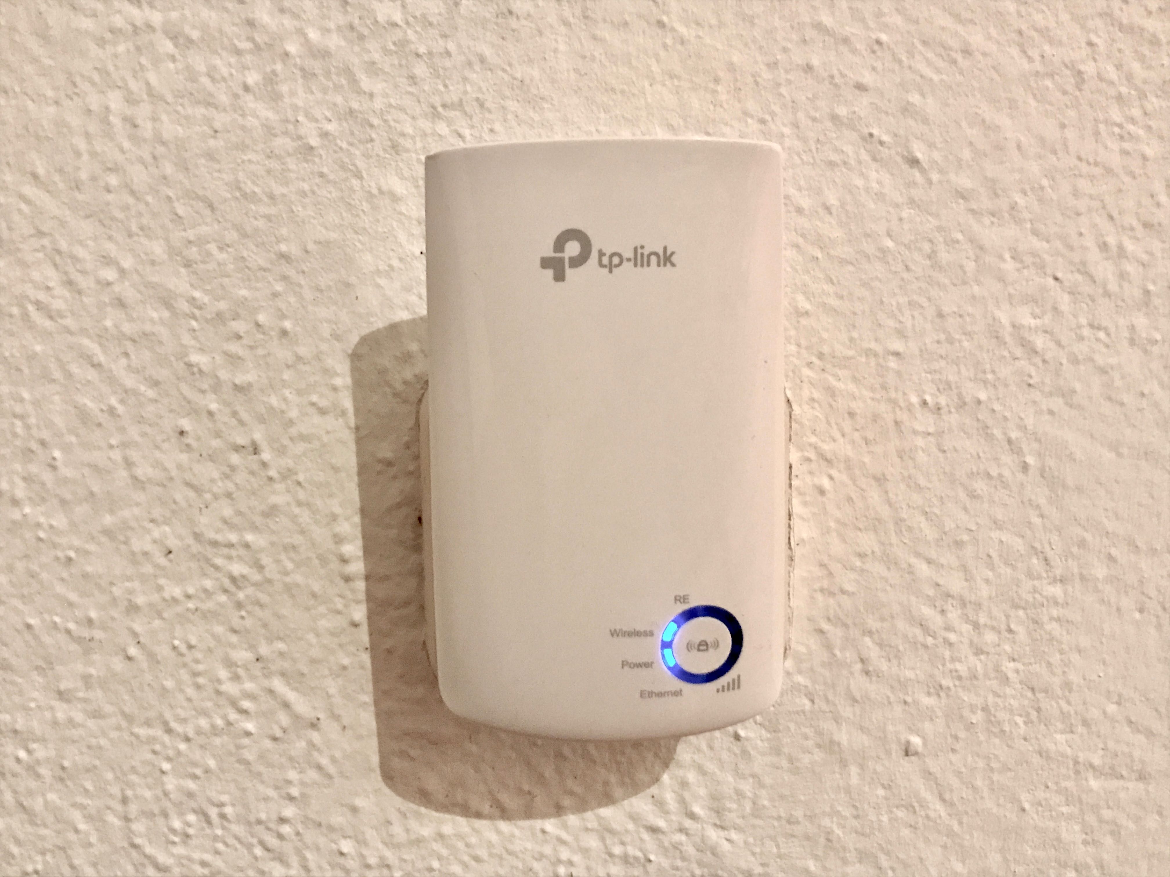 Repetidor de Sinal wi-fi TP-LINK TL-WA850RE