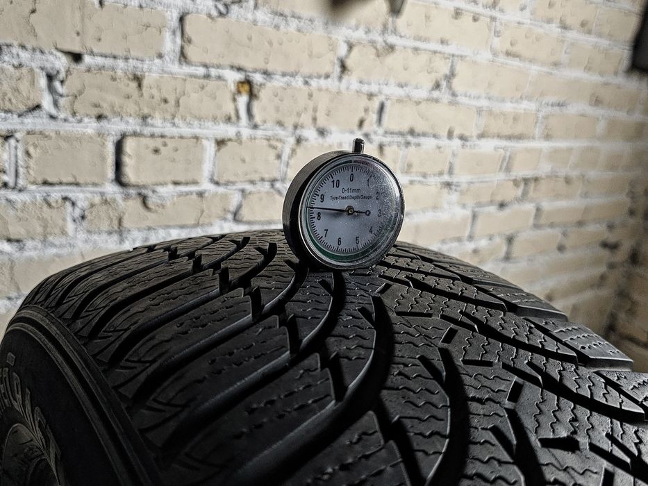 Зимові 215/60r16 Kumho | 8.5mm | 2024 | Стан нових | Преміум шини |