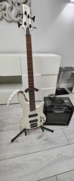 Ibanez SR300E-PW + Hiwatt Maxwatt B15 8