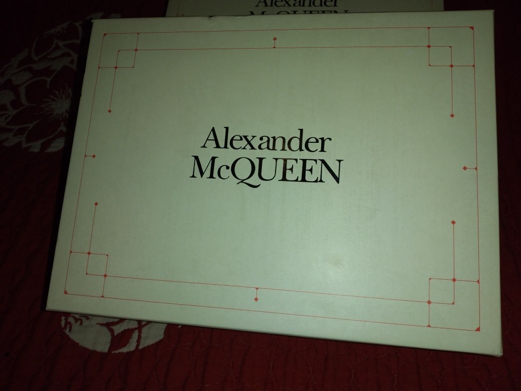 Alexander Mcqueen