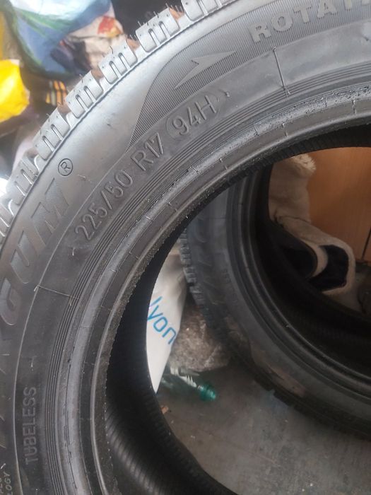 Opony wielosezonowe 225/50 R17 Biznikowane Nowe..2 sztuki..i