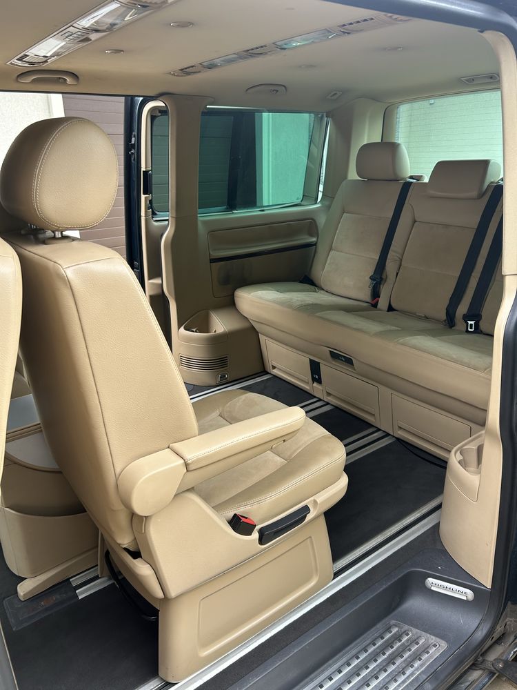 •	Volkswagen Multivan Highline | 2.5 TDI | Automat | Skóra | Hak