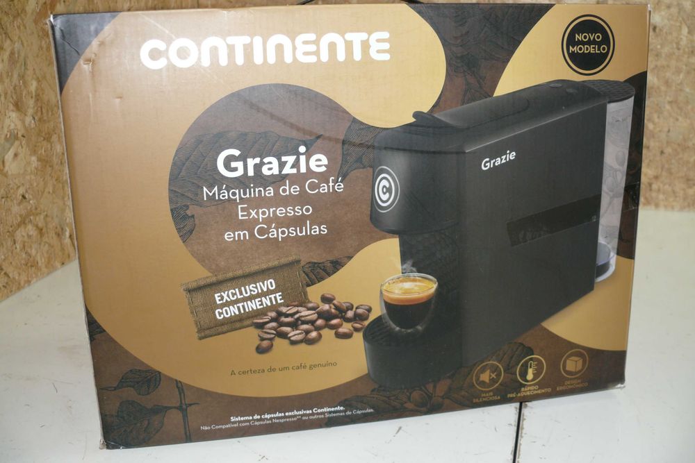 Máquina de Café Cápsulas Sistema Exclusivo Continente Grazie Preta