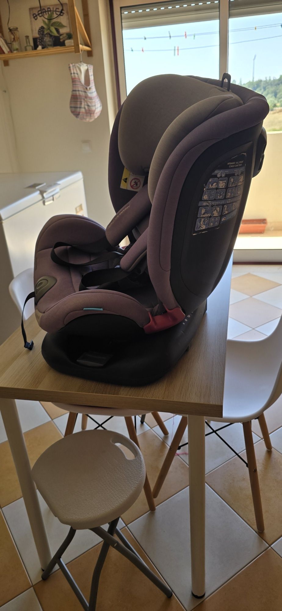Cadeira 0/1/2/3 ISOFIX, Arnês e avisador de cinto