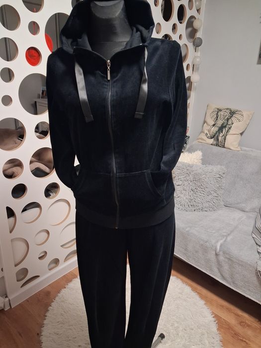 Damski welurowy dres