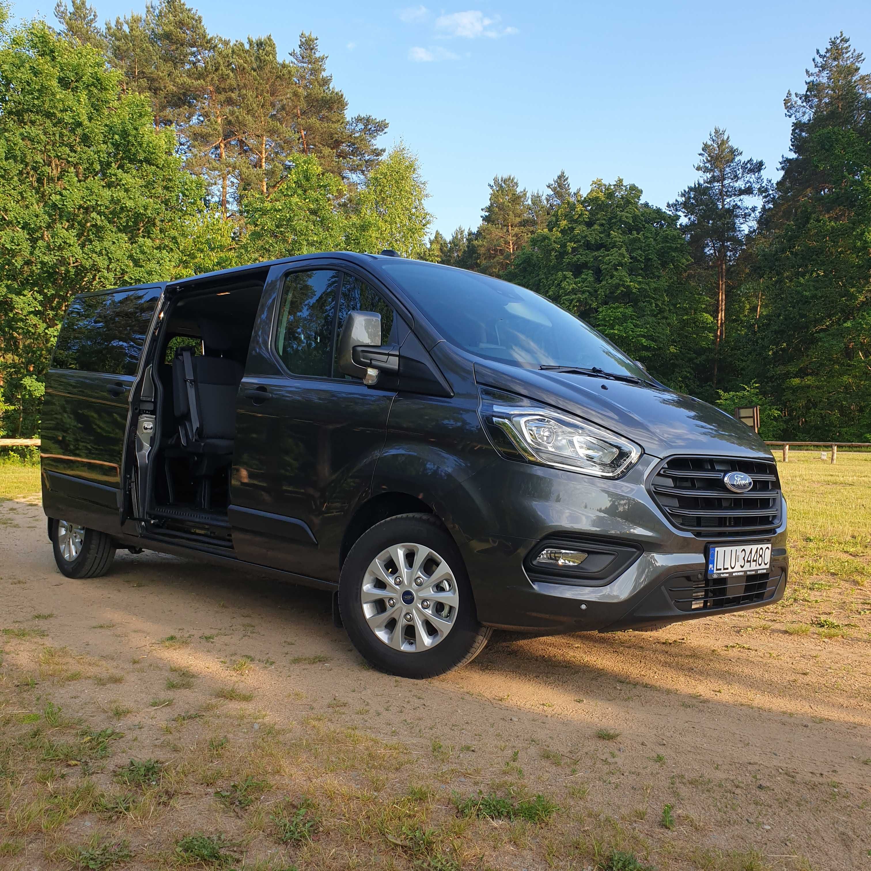 Wynajem Busa 9-osobowego Ford Transit .