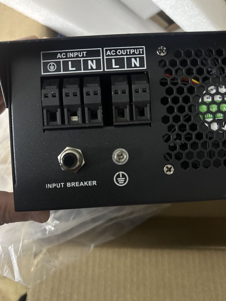 Інвектор EAsun pawer ISolar SPS 3 KW