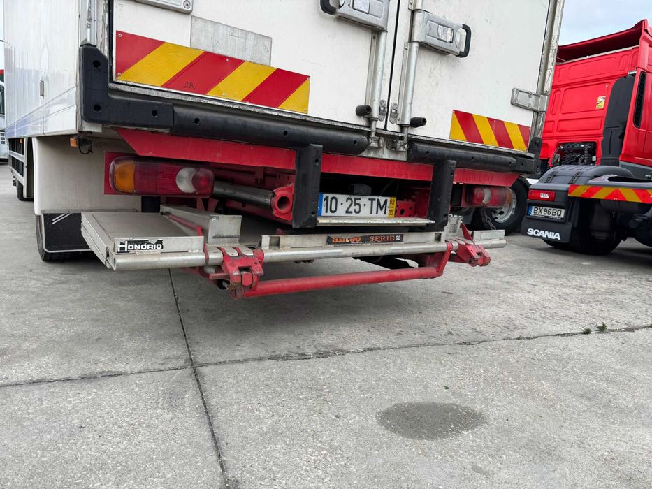 DAF 45LF180 ANO 2002