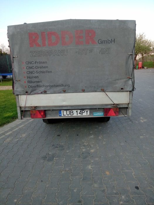 Przyczepka samochodowa ciężarowa