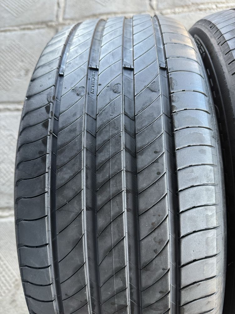 225/55R18-2шт Michelin оригінал із Німеччини 7мм в наявності!